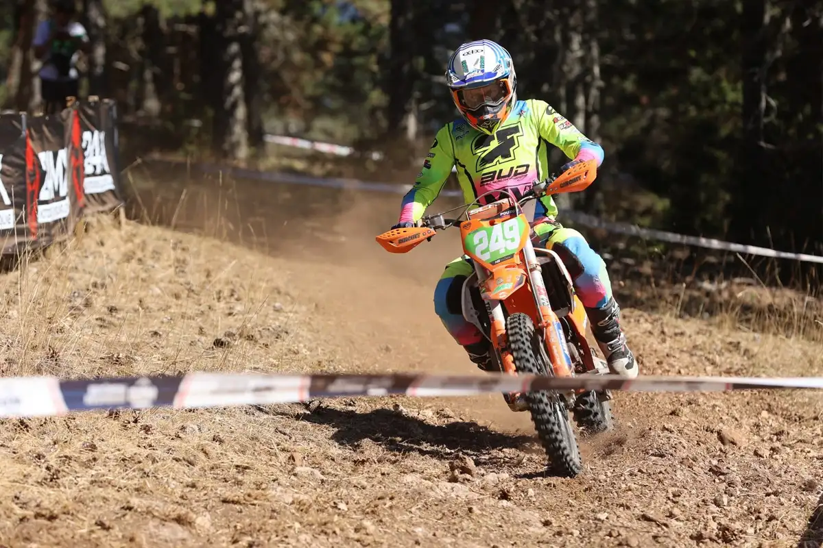 Timotei Pouzon champion france enduro KID 2026