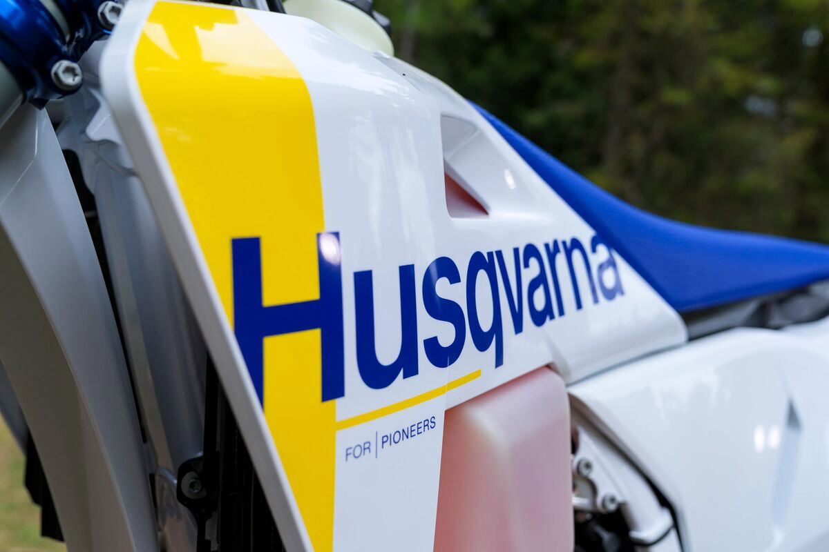 Déco Husqvarna enduro 2027
