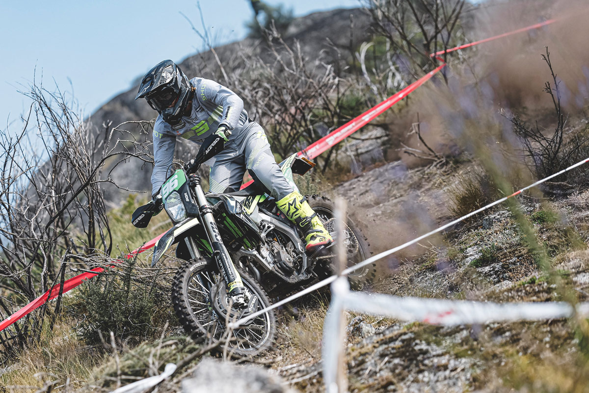 leo joyon vainqueur J2 enduroGP pourtugal 2026