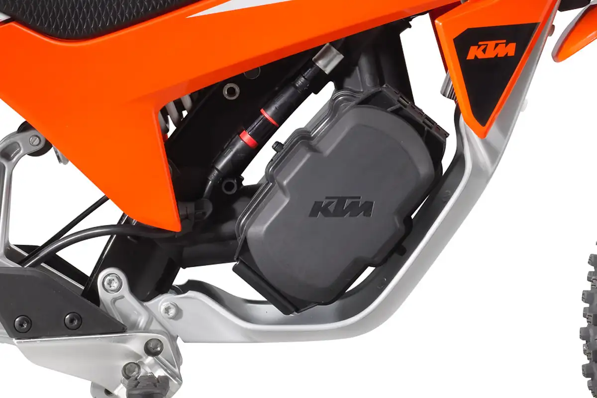 batterie et gestion moteur KTM SX E 2 12
