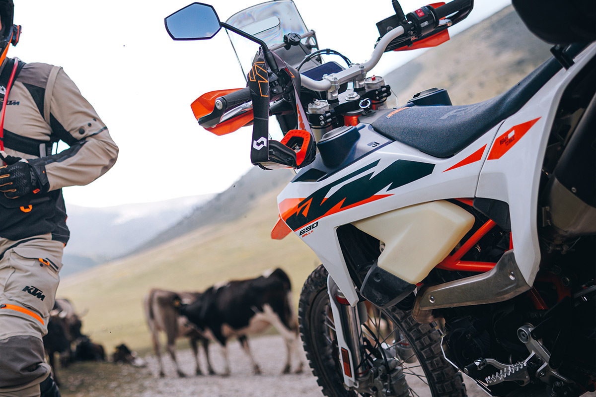 moto ktm 690 rallye 2027 2