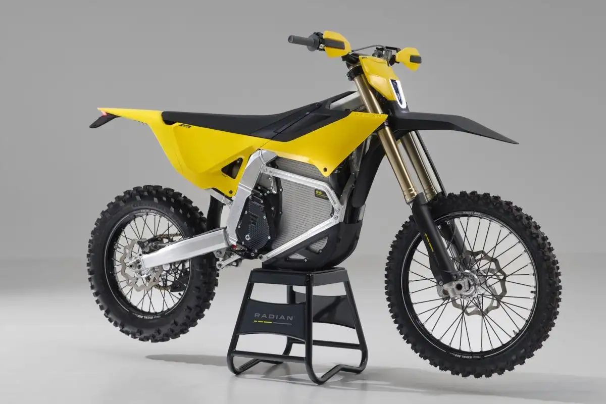 nouvelle moto electrique enduro radian EXR