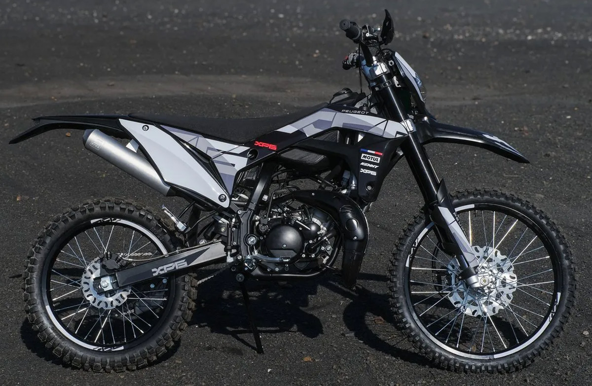 peugeot XP6 Enduro R black 2026