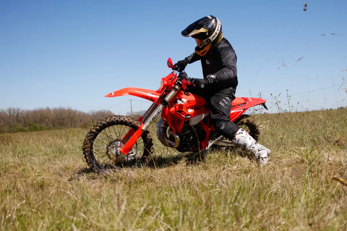 glisse pilote enduro test pneu waygom