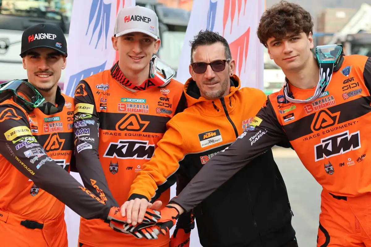 Alex Belometti  et ses 3 pilotes  enduro