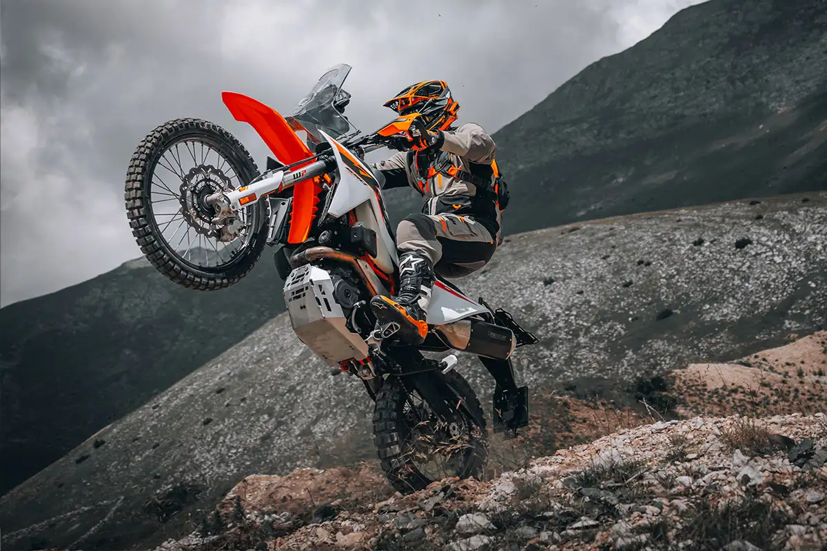 wheeling ktm 690 rallye 2027