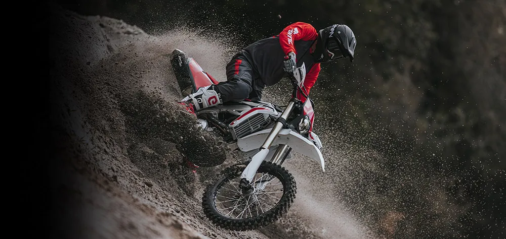 La 450 XRf ne devrait être à court de chevaux pilote FANTIC 450 XEF 2022 enduro 2