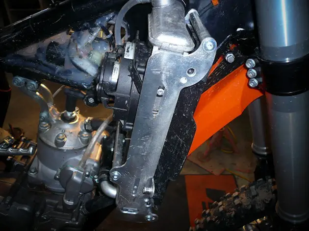 Protège radiateur Méca'system monté sur la KTM de Romain