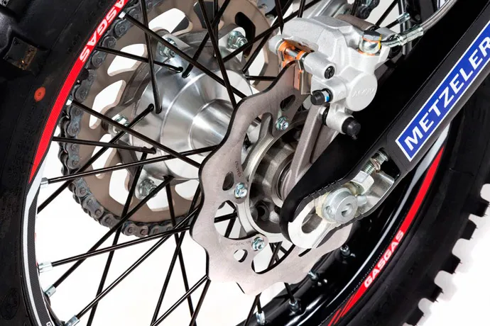 nouvelles jantes anodisées noire jantes enduro gasgas