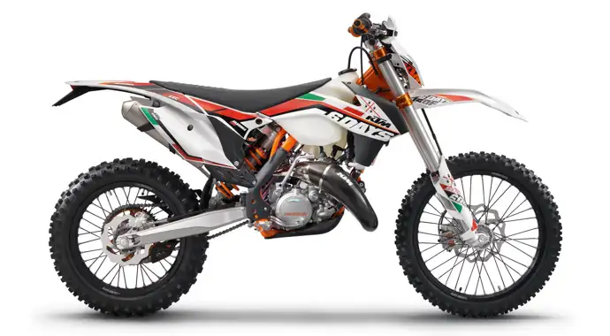 La 125 EXC en version sixdays moto 125 enduro ktm