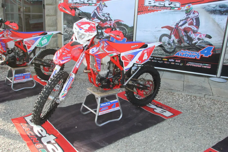 photo HD moto beta 450 RR Johnny Aubert