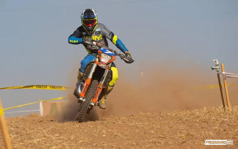 Evan Raffard fond ecran FREENDURO 2021 15 SM