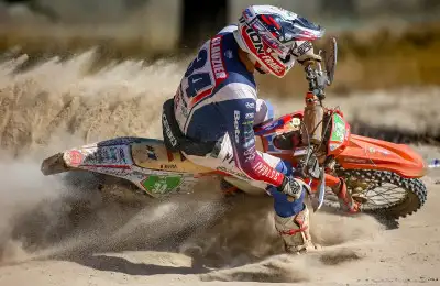 ISDE 2026 – J3 : Les Bleuets toujours aux commandes et journée chaotique à Grândola !
