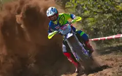 Comment se déroule une course de moto enduro ? Guide Complet 2026