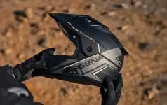 Nouveauté : Sena Outlander, le premier vrai...