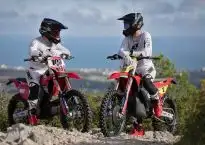 Stark Future déboule en EnduroGP : L’électrique à l’assaut du Mondial avec OxMoto !