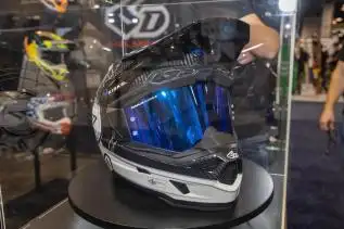Scoop : 6D Helmets révolutionne le masque cross avec le Max Goggle et l'ATR-3X