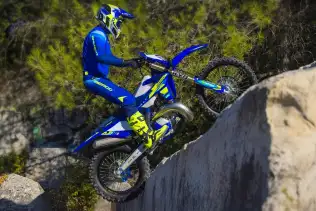 Sherco Xtrem 2027 (250 & 300) : les versions Hard Enduro débarquent avec près de 3 000 € d'équipements