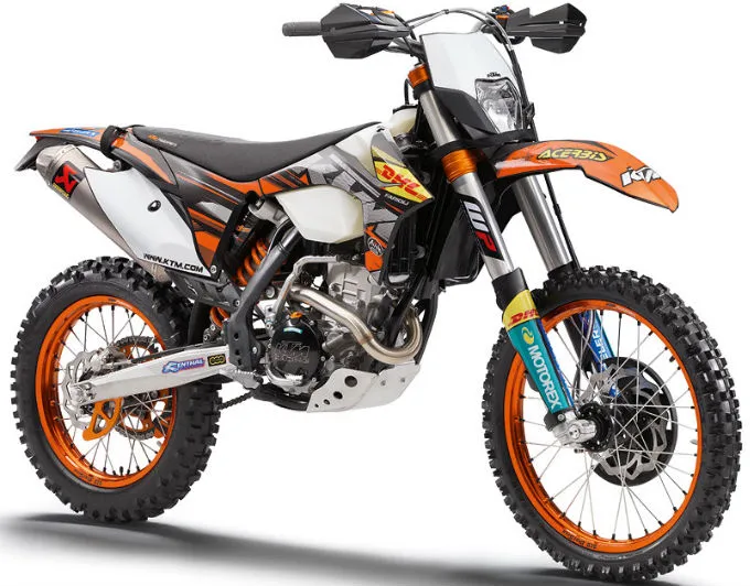une version équipée des pièces du catalogue Powerparts 2013 KTM porwerparts 2013