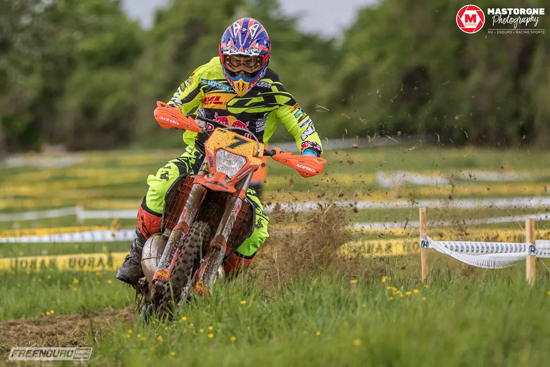 Christophe Nambotin pilote KTM 300 EXC En E3 c'est Christophe Nambotin qui signe le à Gacé