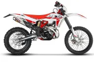 BETA RR 2018 enduro: premier aperçu et infos techniques BETA RR 2018 enduro: premier aperçu et infos techniques