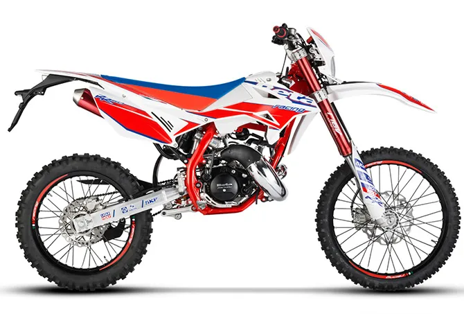 Le version Racing 2018 de la Beta RR50 enduro Beta RR 50 Euro4 enduro 2