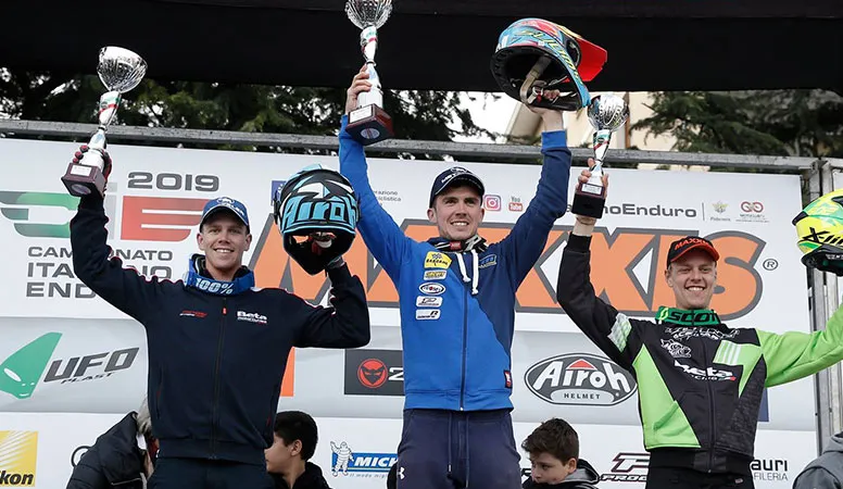 Danny Mccanney enduro podium italie