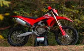 La Ducati enduro 450 Desmo EDS devoilée