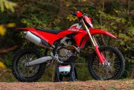 La Ducati enduro 450 Desmo EDS devoilée La Ducati enduro 450 Desmo EDS devoilée