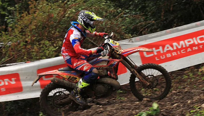 Victorieux en E3 mais dominé par Holcombe en EGP, il reste 2 GP à Freeman pour essayer d'inverser la dynamique de son compatriote et coéquipier FREEMAN enduroGP italie J2 2020
