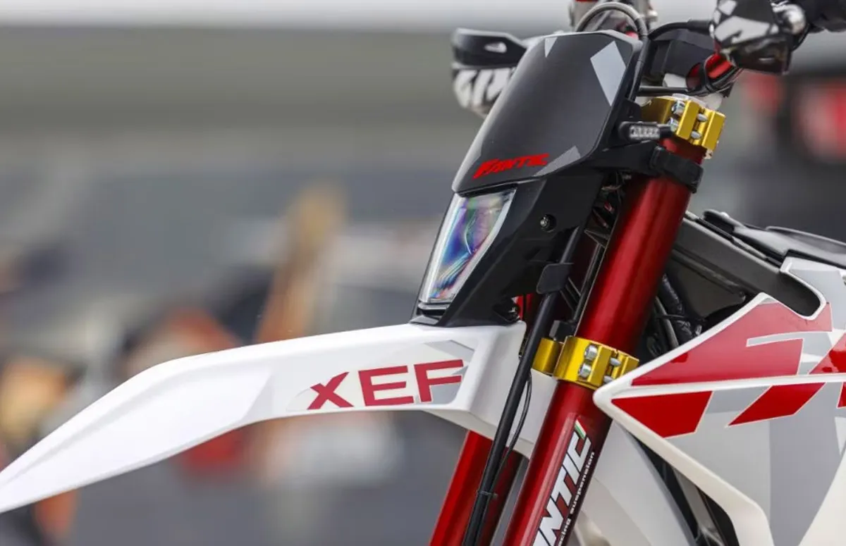 LED Fantic 125 XEF 2025 enduro