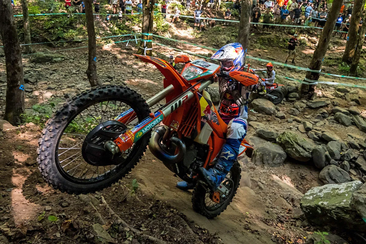Manuel Lettenbichler au guidon de sa 300 KTM lors de la TKO 2026