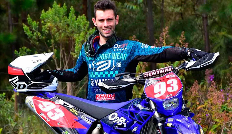 Romain dumontier pilote YAMAHA bresil