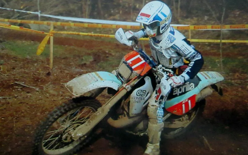 Stefano en 1992 au guidon d'une Aprilia 125RX Stefano passeri 1992 Aprilia RX 125