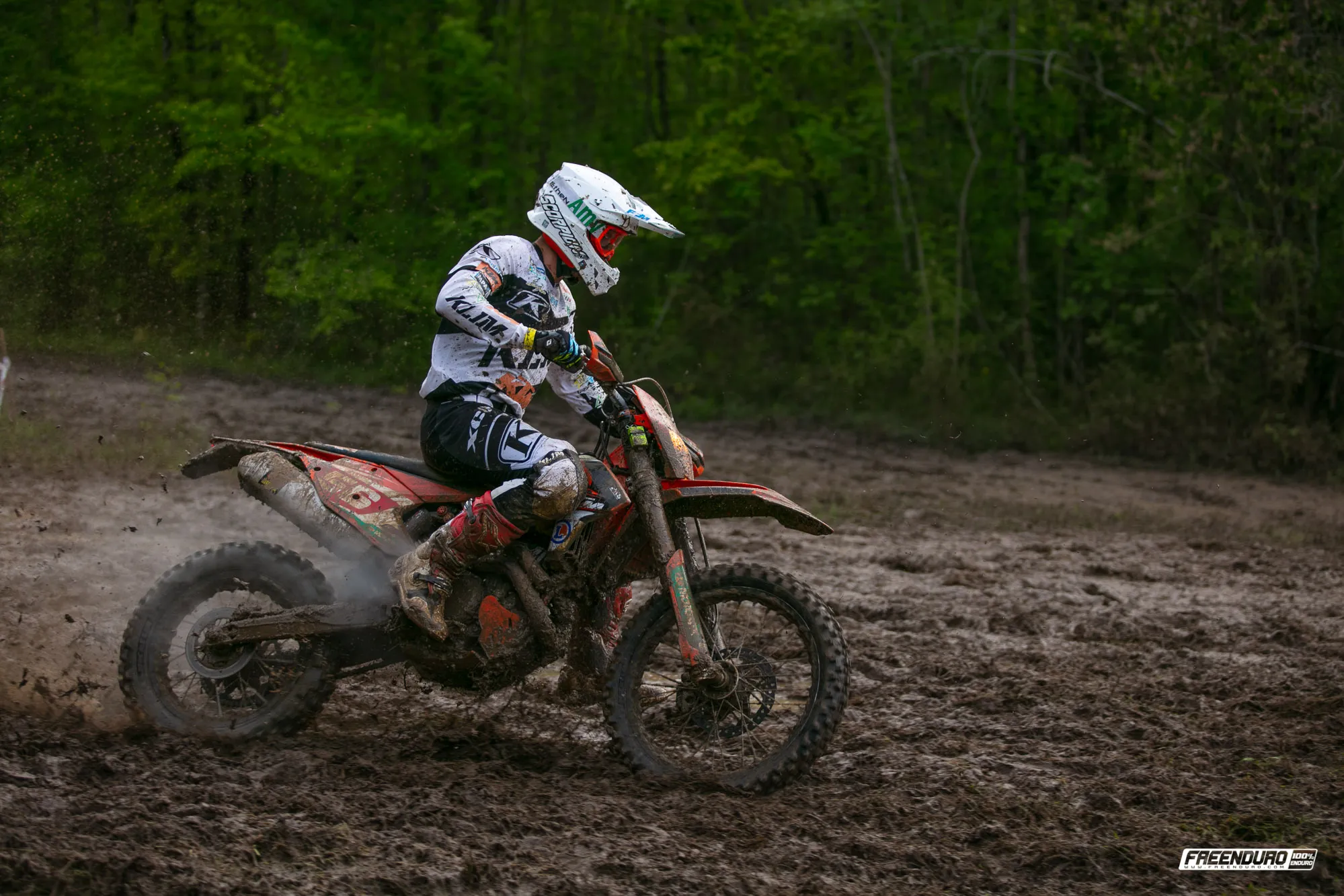 Huho Blanjoue Photo enduro Hugo Blanjoue pilote KTM France à Saint-Jean-D'Angely 2019