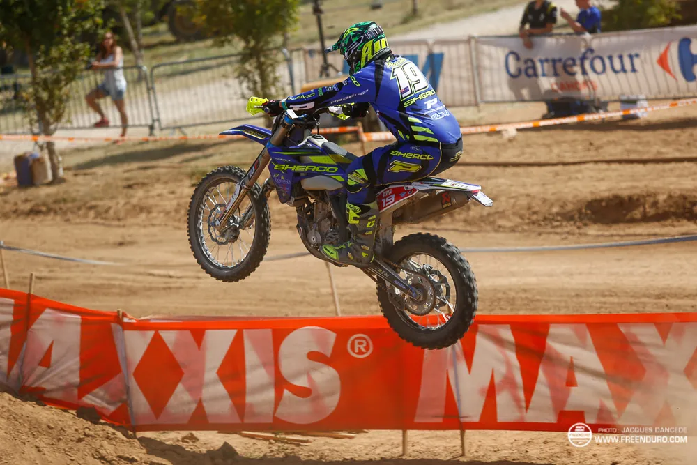 2016 : Phillips offre à Sherco un premier titre mondial en EnduroGP Phillips offre à Sherco un premier titre mondial en EnduroGP