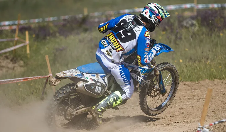 Andrea Verone s'impose en Junior E1 andrea verona enduroGP 2018 portugal j1