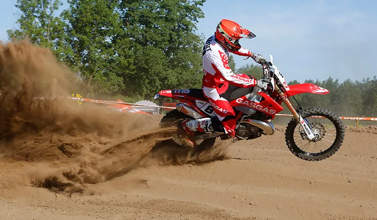 Antoine Basset signe une nouvelle 3ème place en E1 antoine basset enduro gp estonie J2