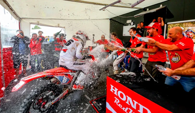 Antoine Criq est le nouveau champion de France d'enduro en catégorie Junior 1 antoine criq champion langeac J2