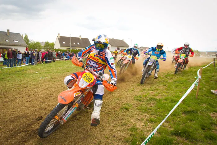 Antoine Méo pilote enduro KTM en spéciale lors du Trèfle 2015 