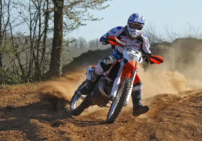 Antoine Ipuy sur le 125 KTm - il fera le chmapionnat de ligue d'Aquitaine