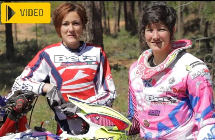 Melissa Baysse et Valérie Roche  pilote enduro Beta motor