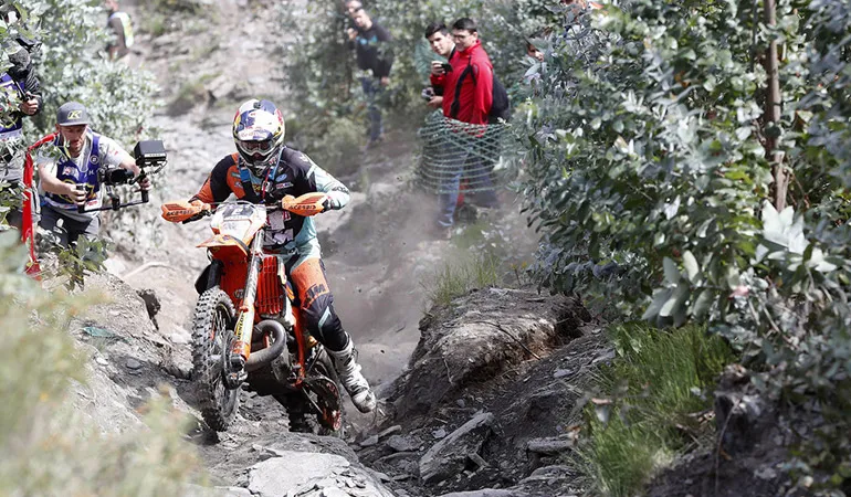 L'Américain Cody Webb termine 6 ème à 2 minutes de Jarvis cody webb lagares wess 2018