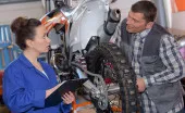 Contrôle technique moto : tout comprendre en 3 minutes (bilan 2025) Contrôle technique moto : tout comprendre en 3 minutes (bilan 2025)