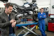 Contrôle Technique Moto : Cette mesure absurde officialisée pour 2026 va vous faire perdre encore plus votre temps Contrôle Technique Moto : Cette mesure absurde officialisée pour 2026 va vous faire perdre encore plus votre temps