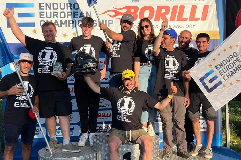Team Toenduro avec David Abgrall