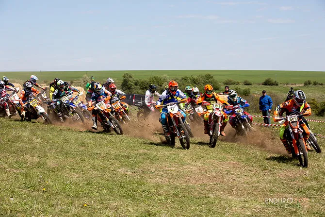 Le holeshot pour Loïc minaudier depart endurance samedi loic minaudier