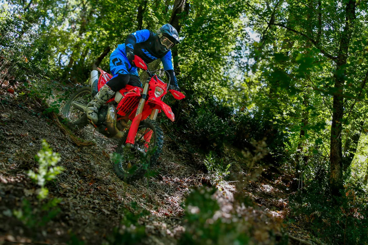 descente pilote moto enduro pneus x grip king kong