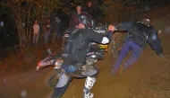 L'en'duo du Limousin arrêté avant la fin par des militants L'en'duo du Limousin arrêté avant la fin par des militants