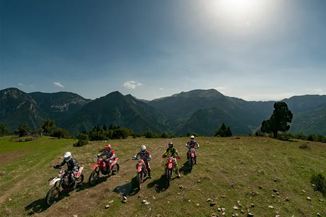 Un peti aperçu des payage de la Grèce dans le Péloponnèse enduro Grece Experience Peloponnese